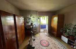 Doar la Blitz ! 4 camere, etaj intermediar, 2 balcoane, zona Primaverii