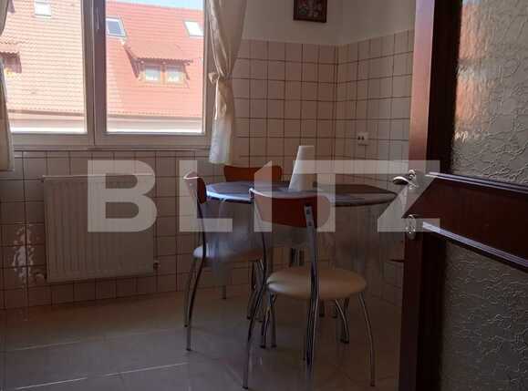 3 camere, pat matrimonial, centrul civic, brasov | Poza5