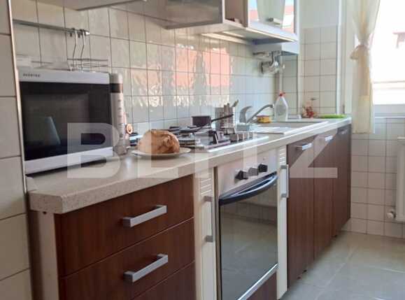 3 camere, pat matrimonial, centrul civic, brasov | Poza1