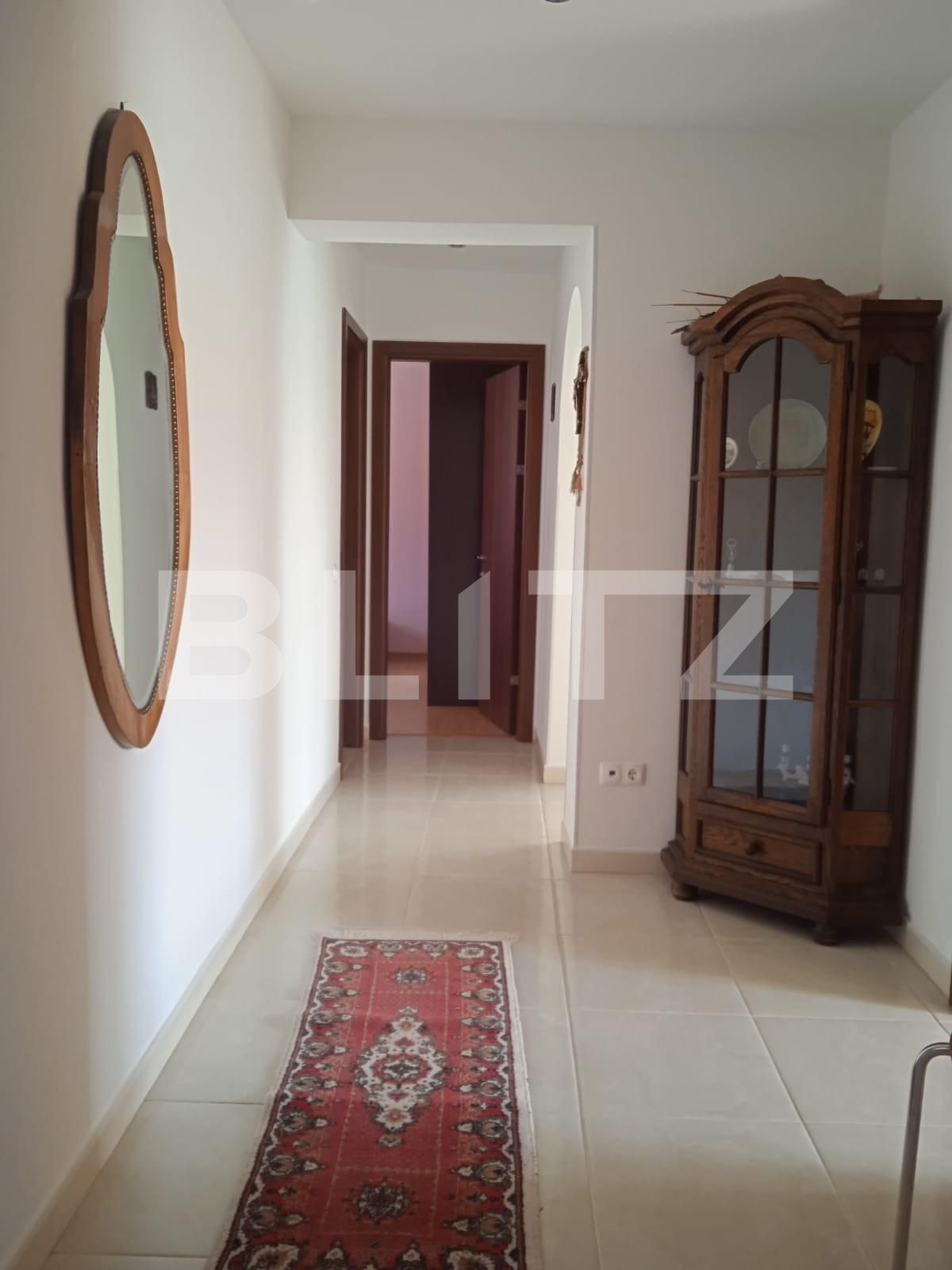 3 camere, pat matrimonial, centrul civic, brasov | Poza2