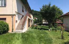 Garsoniera de 24 mp, zona Noua, loc de parcare