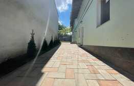 Casa individuala cu doua apartamente, 204,5 mp construiti, Gruia