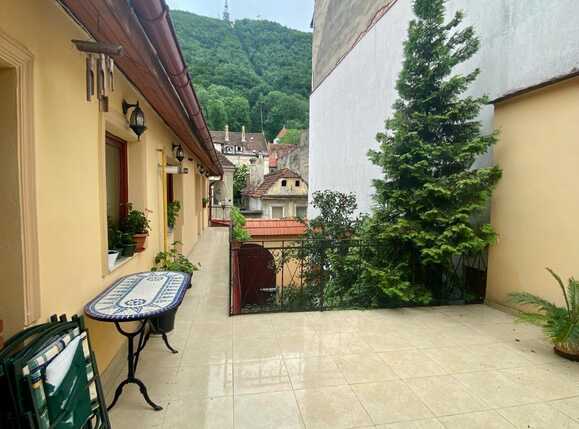 Casa de vânzare 8 camere Centrul Istoric - 67307CV | BLITZ Brașov | Poza1