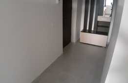 Apartament decomandat 2 camere, zona PORII 