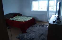 Apartament decomandat 2 camere, zona PORII 