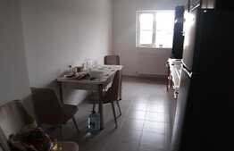 Apartament decomandat 2 camere, zona PORII 