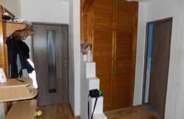 Apartament 2 camere decomandat, etaj intermediar, Piata Flora 