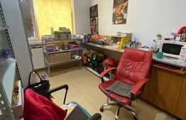 Spatiu comercial cu potential, 50 mp, parcare, Gilau!