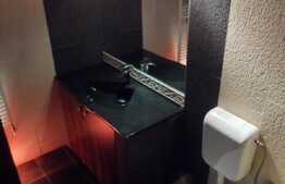 Apartament 3 camere, 2 băi, 77 mp, 2 balcoane, zona Florilor