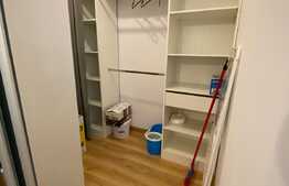 Apartament lux, 3 camere, 65 mp, prima inchirire, loc de parcare, zona Vivo