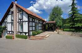 Casa finisata, 202 mp, mobilata modern lux, semineu, garaj, Faget!