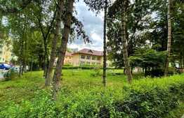 3 camere, semidecomandat, renovat recent, balcon,  zona strazii Gr.Alexandrescu.Disponibil cu 1 Februarie