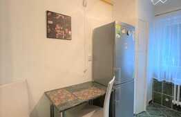 3 camere, semidecomandat, renovat recent, balcon,  zona strazii Gr.Alexandrescu.Disponibil cu 1 Februarie