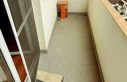 Apartament de 3 camere, 56 mp, parcare, balcon, zona centrală!