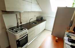 Apartament de 3 camere, 56 mp, parcare, balcon, zona centrală!