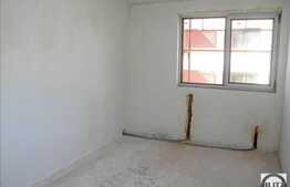 Apartament 3 camere, semifinisat, Floresti, zona linistita cu spatii verzi!