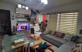 Etaj intermediar, expunere sudica, balcoane inchise, zona centrala