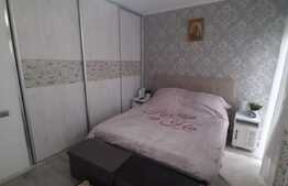 Etaj intermediar, expunere sudica, balcoane inchise, zona centrala