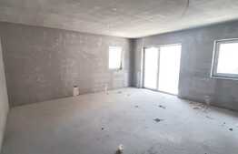 Finisaje optionale, etaj intermediar, zona strazii Cetatii