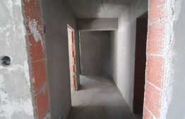 Finisaje optionale, etaj intermediar, zona strazii Cetatii