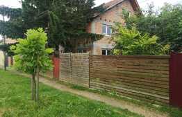 Vanzare 2 case, 500 mp teren, in Bartolomeu!