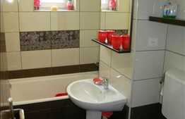 2 camere, decomandat, 52 mp, mobilat modern, garaj, zona Casa Radio!