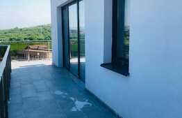 Apartament 2 camere, 2 parcari, prima inchiriere, terasa, zona strazii Borhanciului