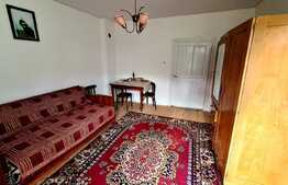 Teren cu casa boiereasca, 4000 mp, aproape de castelul Bran!