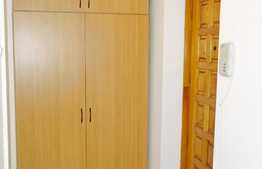 Garsoniera de 40 mp, balcon, parcare, zona Astra