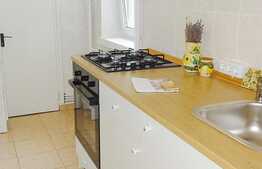 Garsoniera de 40 mp, balcon, parcare, zona Astra