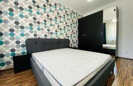 Apartament de 3 camere, 95 mp, curte privata, parcare, zona Blvd. 1 Decembrie 1918