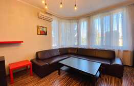 Apartament de 3 camere, 95 mp, curte privata, parcare, zona Blvd. 1 Decembrie 1918