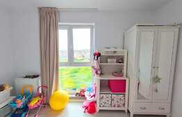 Apartament 3 camere, 77 mp, mobilat modern, garaj, zona Grand Hotel Italia