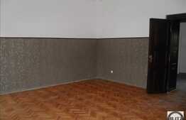 2 camere, 59 mp utili, imobil tip casa, zona strazii Avram Iancu