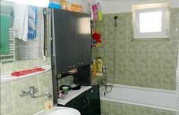 Apartament spatios de vanzare cu 3 camere, in zona magazinului Profi