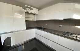 Apartament cochet, 2 camere, 50 mp, doua parcari,  zona Eroilor!