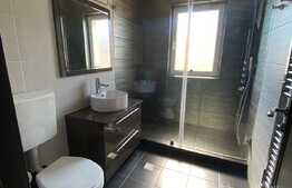 Apartament cochet, 2 camere, 50 mp, doua parcari,  zona Eroilor!