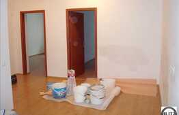 Vanzare apartament 3 camere decomandate, 60 mp , zona Buna Ziua. Loc de parcare!