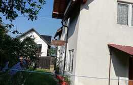 Casa cu potential 210 mp utili, teren de 250 mp, in Zarnesti!