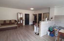 Apartament 2 camere, 52 mp, etaj intermediar, parcare, lift, zona Teilor