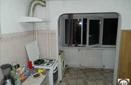 Vanzare 2 camere, 53 mp utili, zona Muresului, boxa, garaj, parcare