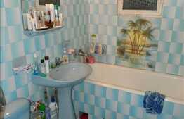 Vanzare 2 camere, 53 mp utili, zona Muresului, boxa, garaj, parcare