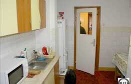 Apartament 3 camere, 65 mp utili, decomandat, boxa la subsol, zona Piata Flora