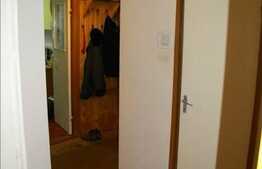 Apartament 3 camere, 65 mp utili, decomandat, boxa la subsol, zona Piata Flora