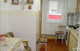 Apartament 3 camere, 65 mp utili, decomandat, boxa la subsol, zona Piata Flora