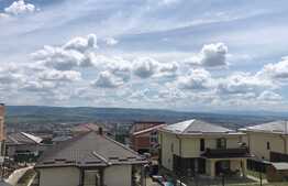 Casa tip duplex, Calitate premium, zona rezidentiala de casa/vile