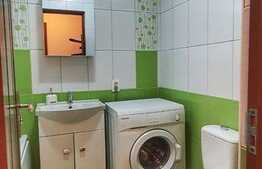 Apartament de 2 camere, decomandat, 40 mp, zona Tractorul 