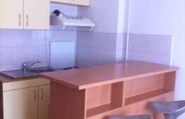 De vanzare 2 camere semidecomandate, 37 mp utili, loc parcare, zona Dorobantilor