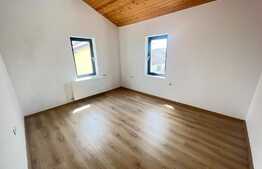 Casa finalizata, 5 camere si teren 500mp BOD INTABULATA