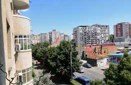 Apartament 2 camere decomandate la etaj intermediar pe Dorobantilor